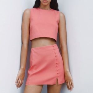 ‼️ Zara coral buttoned crop top and skirt set ‼️
